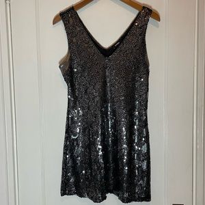 JUST ENOUGH SPARKLE MINI EXPRESS SEQUINED DRESS SIZE SMALL